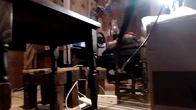 Snapshot of BiglovelyXXL chatting on 02-25-26, 04:34 BiglovelyXXL online show from 02-25-26, 04:34