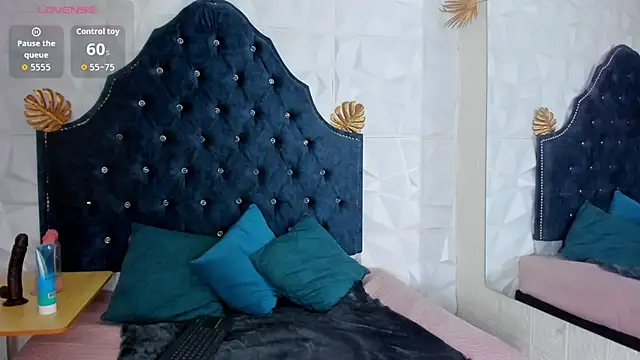  mia milf  online show from 03-23-26, 06:30