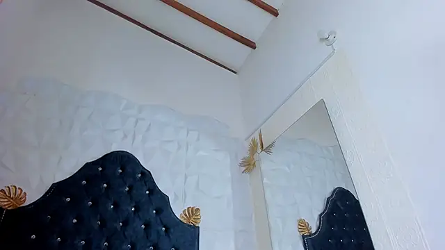  mia milf  online show from 04-19-26, 06:10