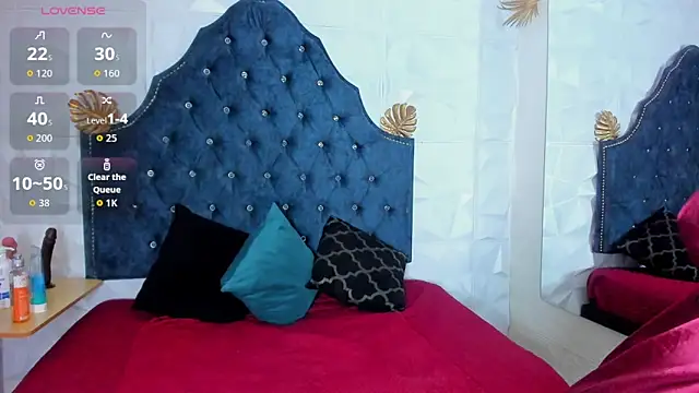  mia milf  online show from 04-12-26, 11:46