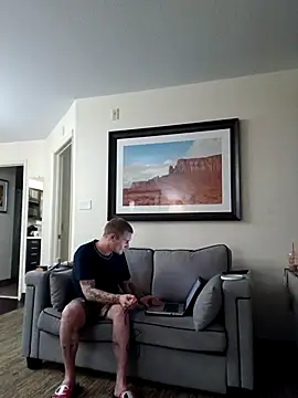 Snapshot of WWGD69 chatting on 10-14-25, 02:34 WWGD69 online show from 10-14-25, 02:34