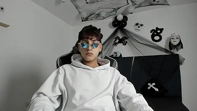 zeusapollofuck online show from 10-16-25, 10:18