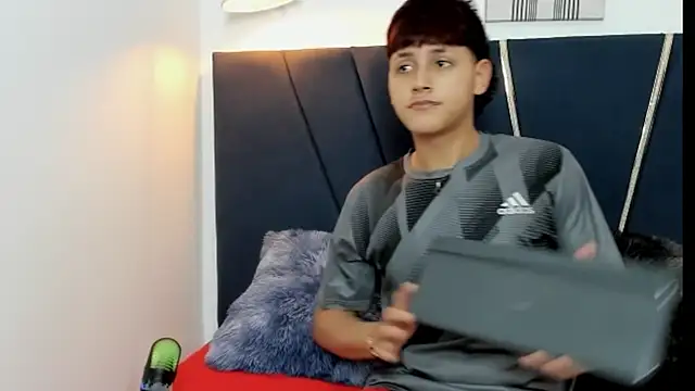 zeusapollofuck online show from 09-20-25, 07:08