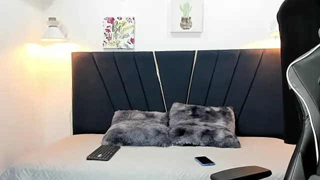 zeusapollofuck online show from 09-19-25, 08:13