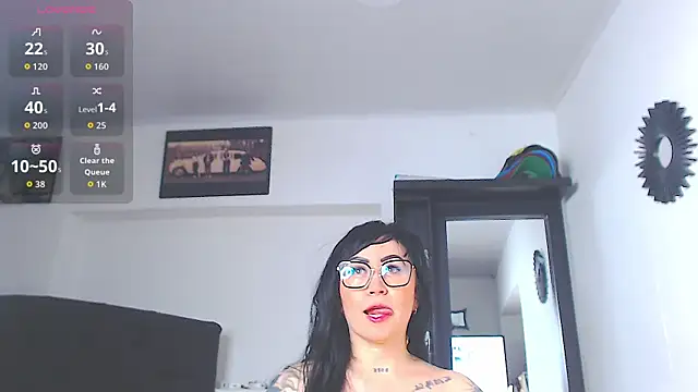 Vicky hotmilf online show from 05-21-26, 07:50