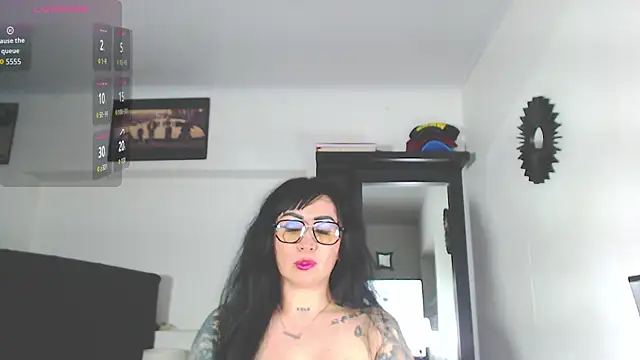 Vicky hotmilf online show from 10-08-25, 02:40