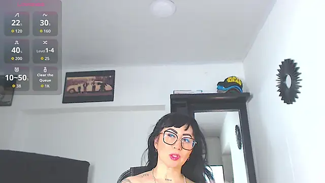 Vicky hotmilf online show from 04-30-26, 08:21