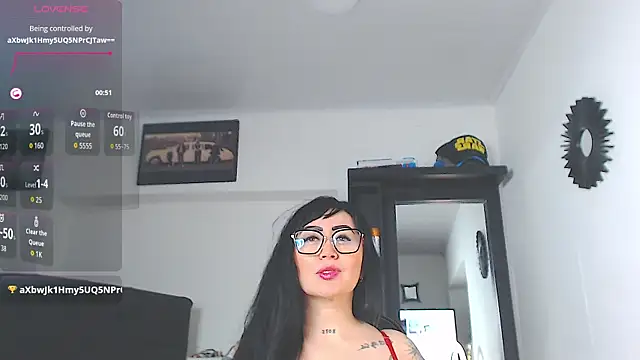 Vicky hotmilf online show from 04-14-26, 11:04