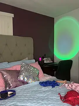 MyHoneyFrida online show from 09-13-25, 01:49