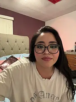 MyHoneyFrida online show from 01-07-26, 04:28