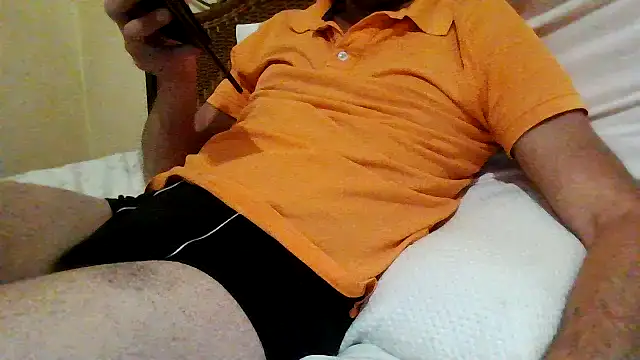 Snapshot of Loveoldman1991 chatting on 10-03-25, 11:28 Loveoldman1991 online show from 10-03-25, 11:28