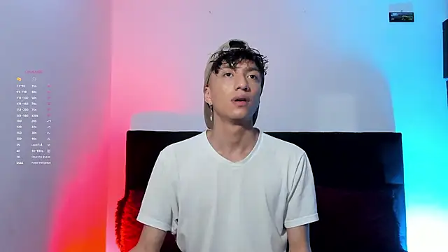 Snapshot of mhatias_ chatting on 01-17-26, 02:04 mhatias online show from 01-17-26, 02:04