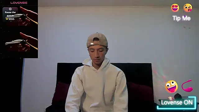 mhatias  online show from 11-27-25, 05:52