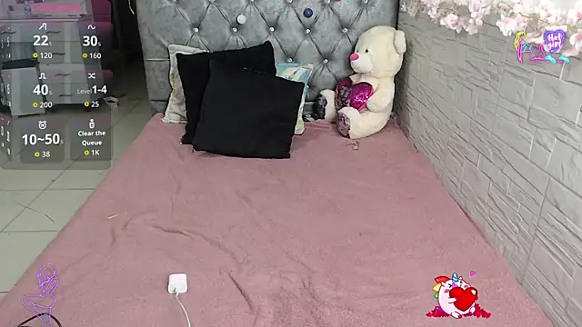 EmilyCoy  online show from 07-08-26, 11:33