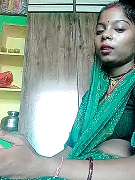 Snapshot of Hema4545 chatting on 09-09-25, 07:07 Hema4545 online show from 09-09-25, 07:07