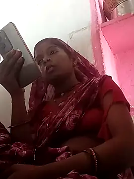 Snapshot of Hema4545 chatting on 09-25-25, 07:36 Hema4545 online show from 09-25-25, 07:36