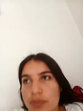 chloe 90 online show from 09-29-25, 04:34