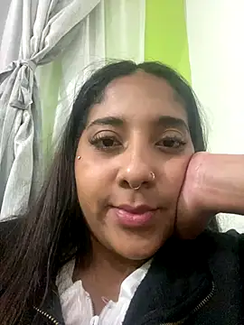Snapshot of Megan_ale chatting on 09-27-25, 03:56 Megan ale online show from 09-27-25, 03:56