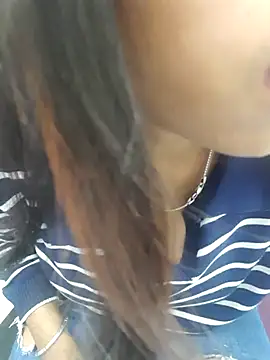 Snapshot of Sexy_Mal89 chatting on 02-20-26, 07:27 Sexy Mal89 online show from 02-20-26, 07:27