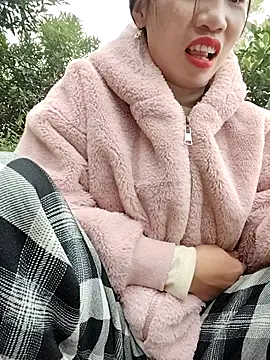 Snapshot of Tin_tanny chatting on 01-15-26, 01:09 Tin tanny online show from 01-15-26, 01:09