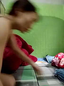 Snapshot of Tin_tanny chatting on 11-07-25, 05:12 Tin tanny online show from 11-07-25, 05:12