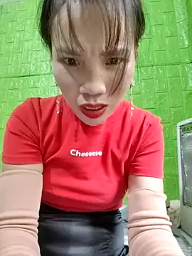 Snapshot of Tin_tanny chatting on 12-19-25, 07:33 Tin tanny online show from 12-19-25, 07:33