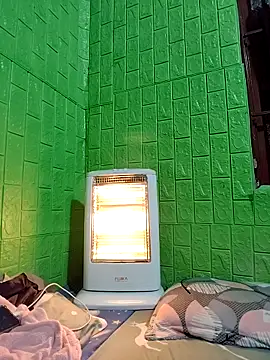 Snapshot of Tin_tanny chatting on 12-20-25, 08:12 Tin tanny online show from 12-20-25, 08:12