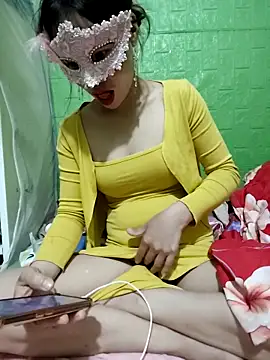 Snapshot of Tin_tanny chatting on 11-23-25, 12:59 Tin tanny online show from 11-23-25, 12:59