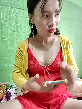 Snapshot of Tin_tanny chatting on 11-21-25, 05:50 Tin tanny online show from 11-21-25, 05:50