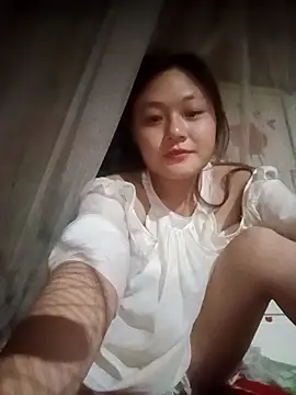 mai-xinh online show from 10-10-25, 03:13