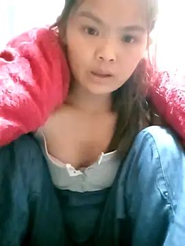 xinhxinhcute online show from 11-03-25, 11:03