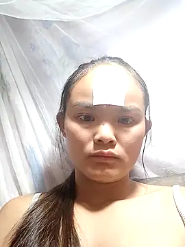 xinhxinhcute online show from 10-30-25, 10:28