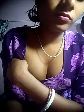 Snapshot of Hot_Mayra_ chatting on 11-11-25, 05:02 Hot Mayra online show from 11-11-25, 05:02