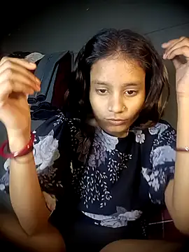 Snapshot of Hot_Mayra_ chatting on 11-30-25, 06:52 Hot Mayra online show from 11-30-25, 06:52