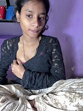 Snapshot of Hot_Mayra_ chatting on 12-16-25, 06:39 Hot Mayra online show from 12-16-25, 06:39