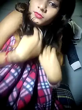 Snapshot of Hot_Mayra_ chatting on 11-27-25, 05:46 Hot Mayra online show from 11-27-25, 05:46