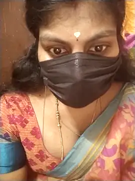 Snapshot of Nithiila chatting on 09-20-25, 10:31 Nithiila online show from 09-20-25, 10:31