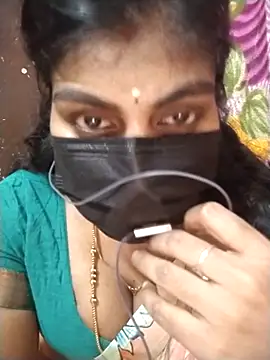 Snapshot of Nithiila chatting on 09-24-25, 02:34 Nithiila online show from 09-24-25, 02:34