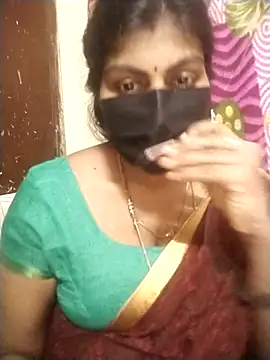 Snapshot of Nithiila chatting on 09-22-25, 08:20 Nithiila online show from 09-22-25, 08:20