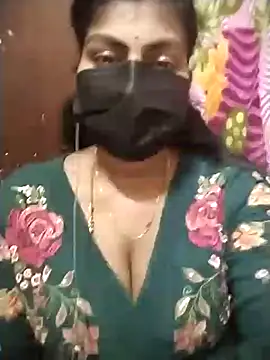 Snapshot of Nithiila chatting on 09-23-25, 08:21 Nithiila online show from 09-23-25, 08:21