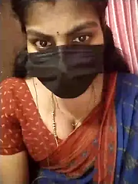 Snapshot of Nithiila chatting on 10-18-25, 05:53 Nithiila online show from 10-18-25, 05:53