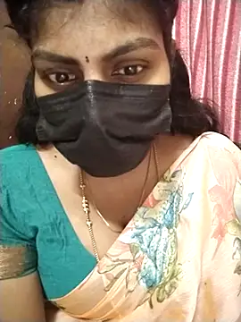 Snapshot of Nithiila chatting on 10-16-25, 06:32 Nithiila online show from 10-16-25, 06:32