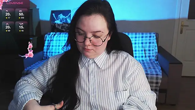 EmillyBones online show from 04-04-26, 05:19