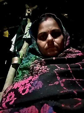 Snapshot of Hot_rachnasexy chatting on 12-16-25, 12:37 Hot rachnasexy online show from 12-16-25, 12:37