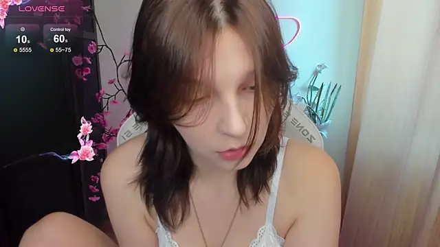 Snapshot of AudreyyKim chatting on 06-20-26, 08:19 AudreyyKim online show from 06-20-26, 08:19