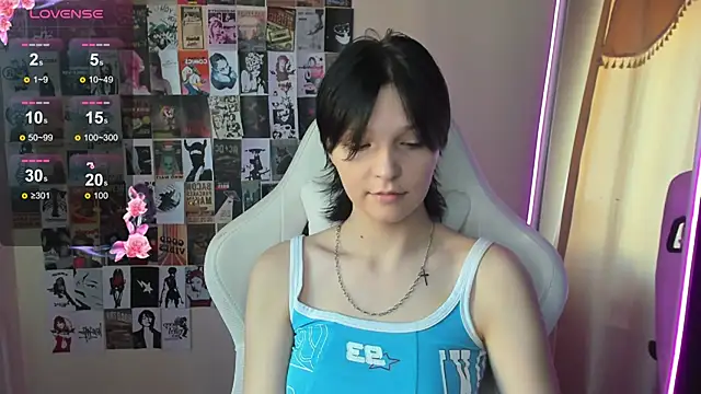 AudreyyKim online show from 10-24-25, 10:03