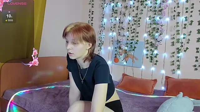 AudreyyKim online show from 11-27-25, 08:04