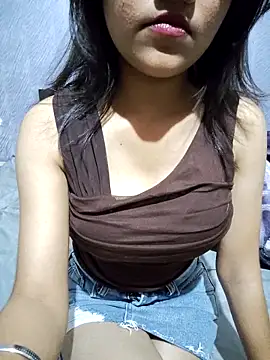 Snapshot of queen_visakha chatting on 03-27-26, 02:18 queen visakha online show from 03-27-26, 02:18