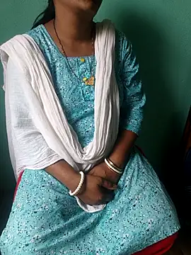 Snapshot of desi_boudi87 chatting on 05-06-26, 03:54 desi boudi87 online show from 05-06-26, 03:54