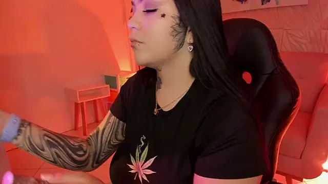 MAGIC TESSA online show from 09-23-25, 05:31